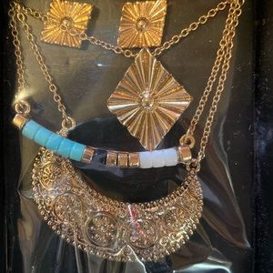 Textured Arc Layered Necklace & Earring Set